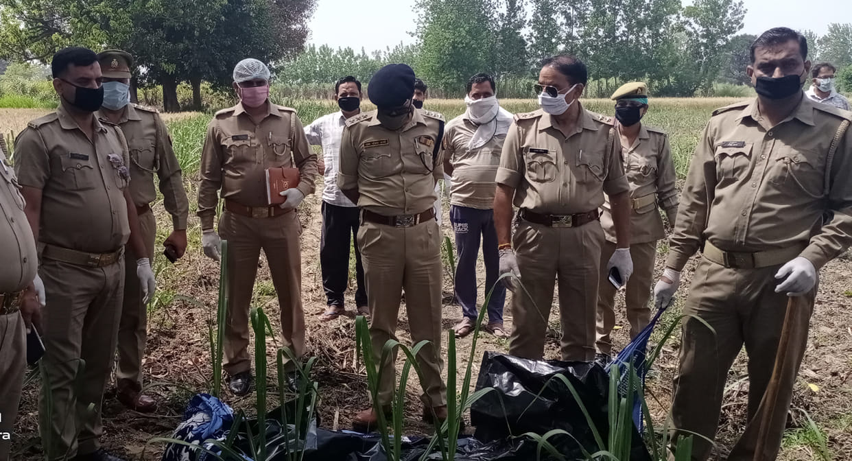 Dead body of old woman found in the forest of Rahmatpur