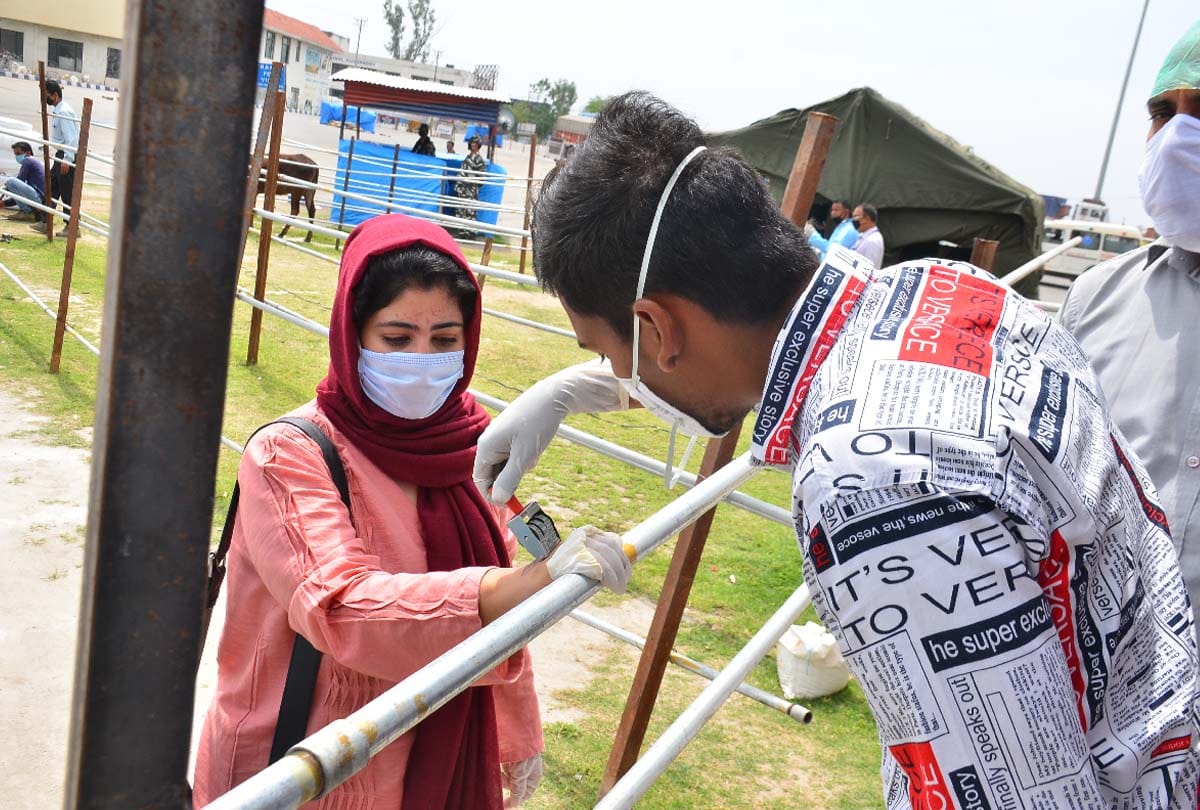 240 Kashmiri students still stranded in Bangladesh, Chief Secretary said this to Central Government