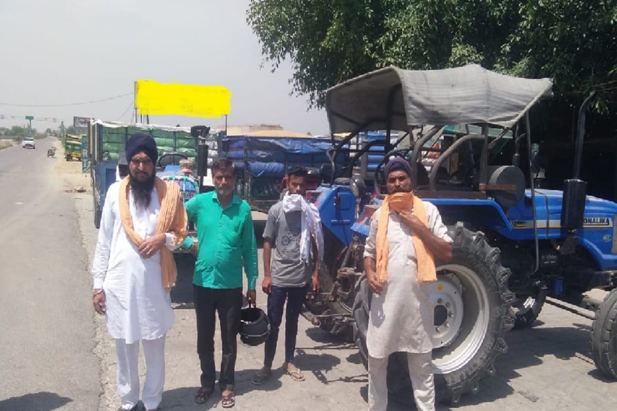 Lockdown, Haryana Police stops wheat of UP farmers on the border