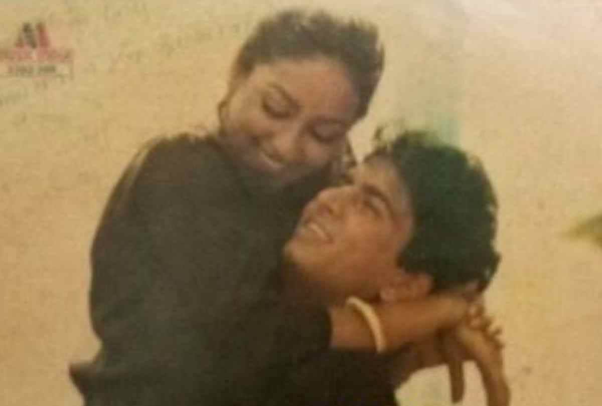 Laxman Of Ramanand Sagar Ramayan Aka Sunil Lehri Share Photo of underwater romantic scene With Actress anuradha