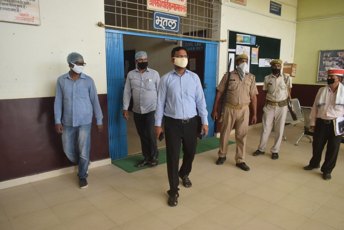Children coming from Kota will be screened on the border