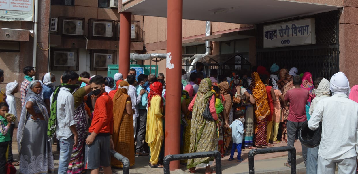 HaThras: Health, district administration's eye on cold, fever, cough and serious patients now