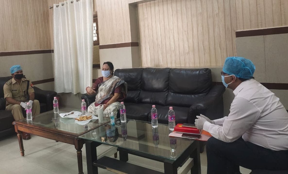 Minister in charge inquired about the facilities being provided in lockdown