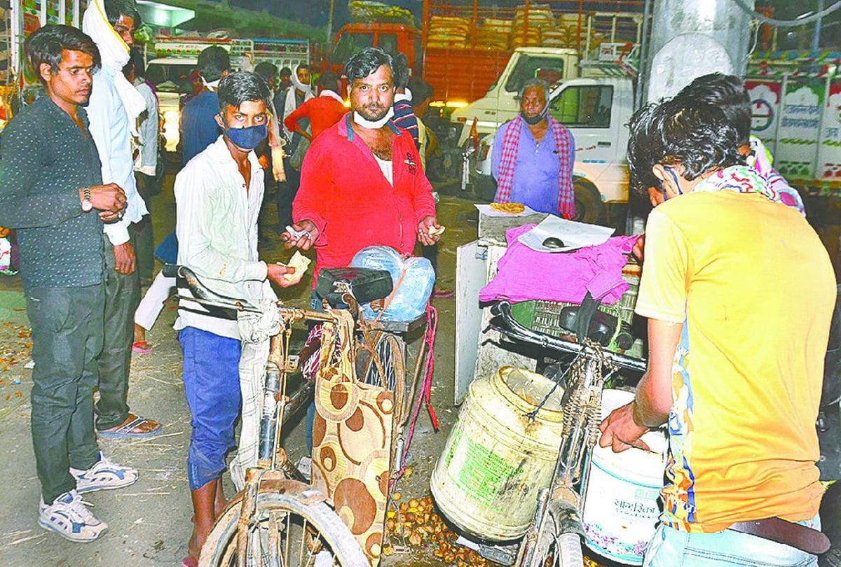 Corona Virus Sikandra Sabji Mandi In Lockdown