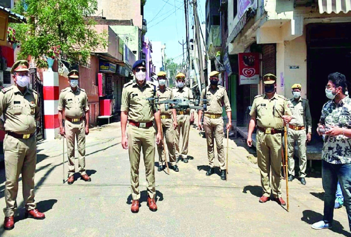 Search For Stones And Stone Pelters by drone he was police and Medical team attacked by people in Moradabad see photos