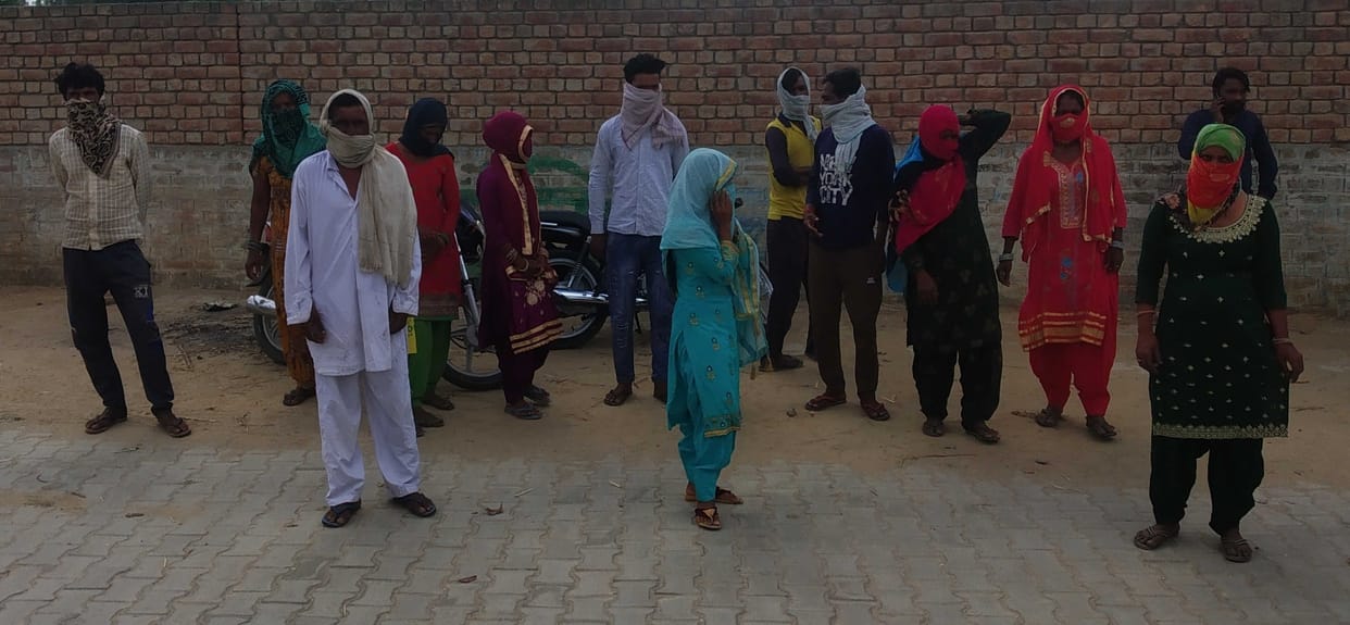 21 people arrived in uklana in truck.