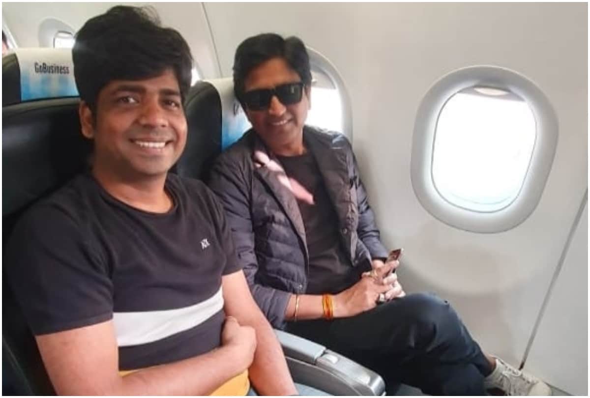 Kumar Vishwas music director Zafar Mirza Niyazi quarantine by government video viral
