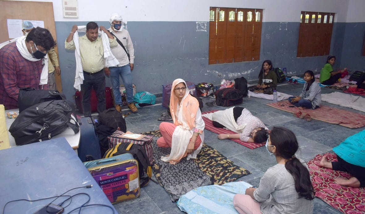 400 students sent home he come from kota