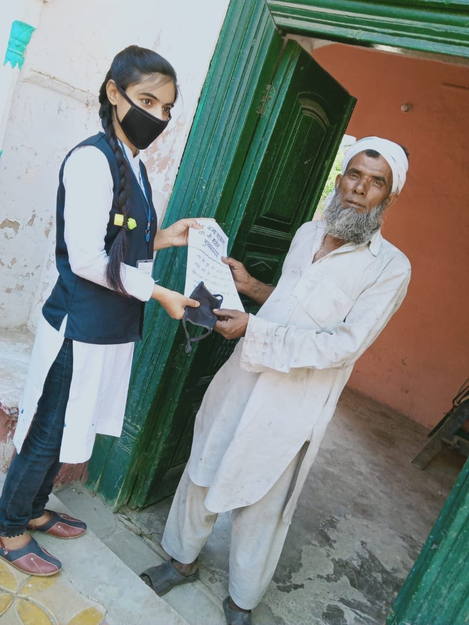 Girls are aware in Muslim colonies