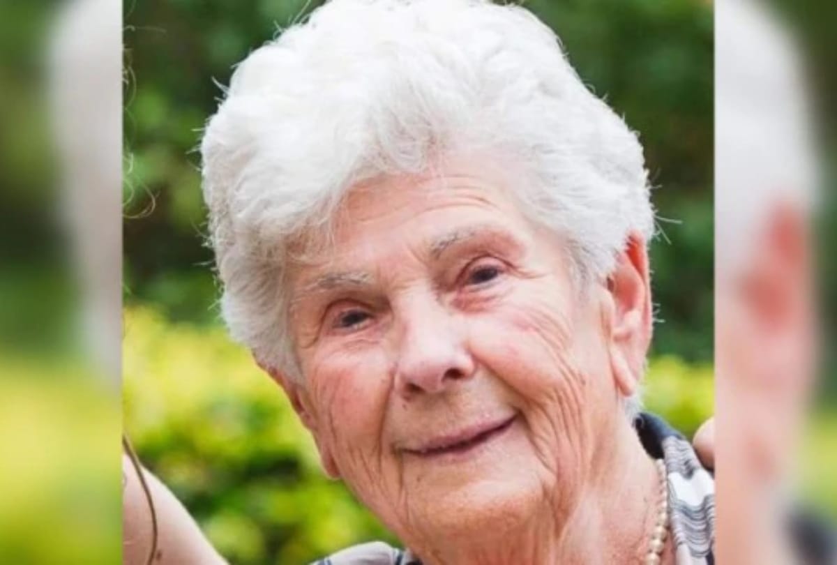 90 year old belgium woman dies due to coronavirus after refusing ventilator said save it for young patient