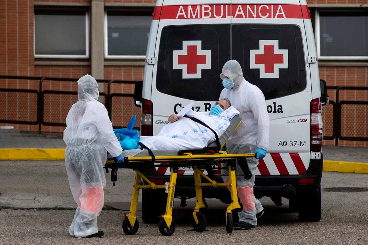 Coronavirus symptoms people may self isolate Health Ministry New guidelines for Home Isolation