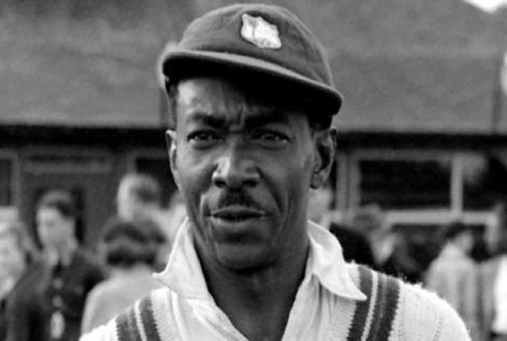 five players who scored a double ton in the 4th innings of a test match