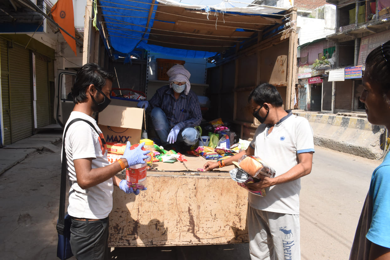 Supply boom in seal area