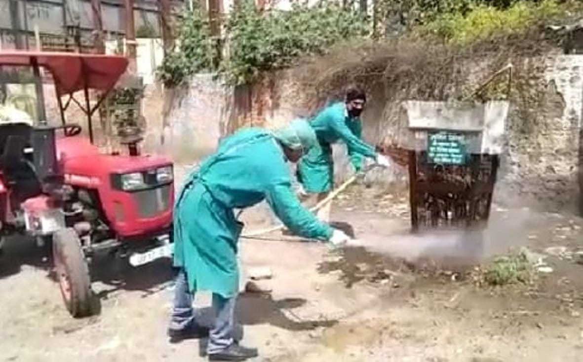 Green trust member turned out to save plants