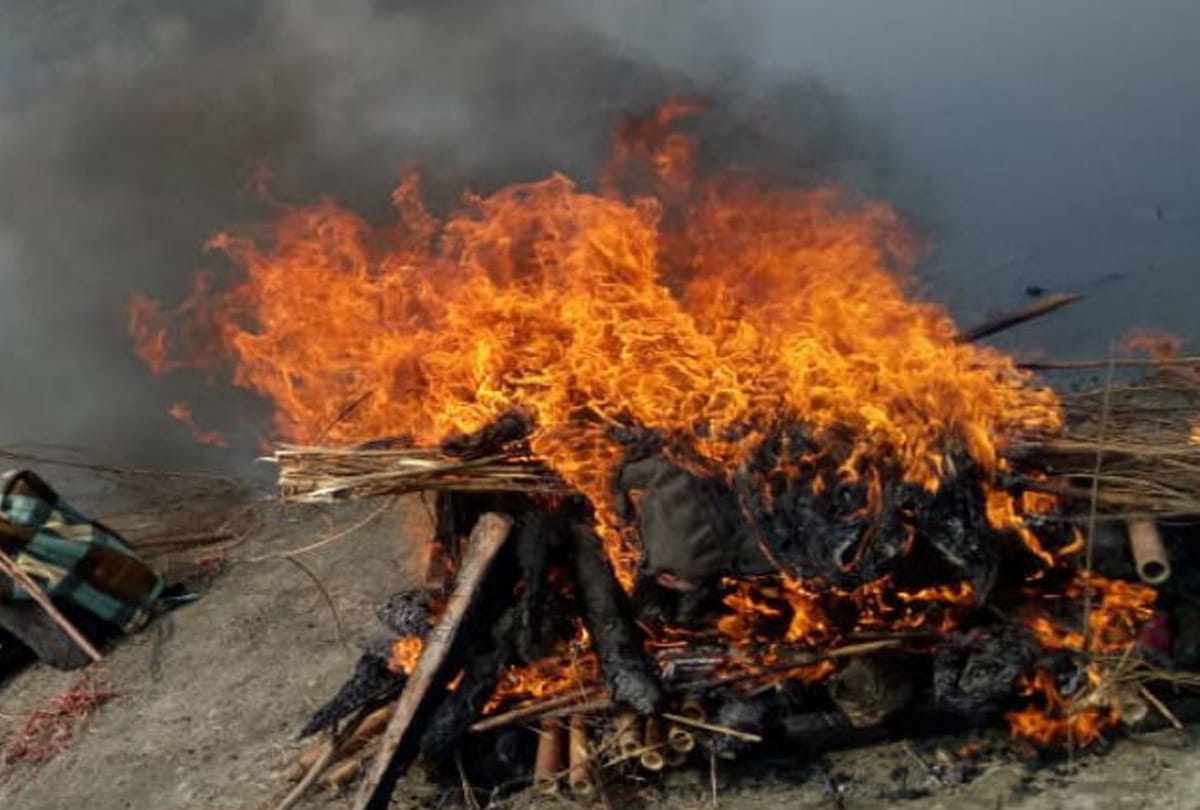 Old couple died in maharajganj latest news update