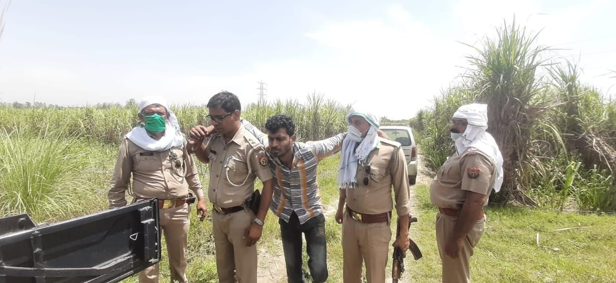 Four miscreants including 15 thousand arrested in encounter