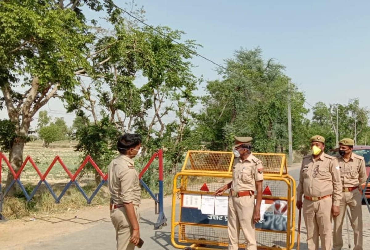 Dm And Ssp Mathura Patrolling In Lockdown