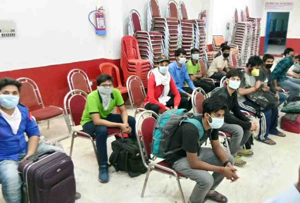 435 students from 7 districts including Kanpur returned to their cities during lockdown