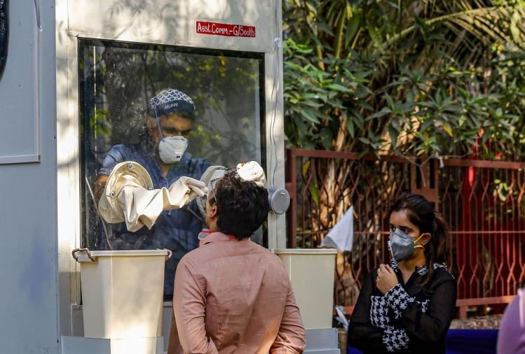 Covid 19 In Bihar :पटना में कोरोना ने किया शिक्षण संस्थानों का रुख,  यूनिवर्सिटी के तीन पॉजिटिव केस से हड़कंप - Covid 19 In Bihar: Three Positive  Cases Were Found In A