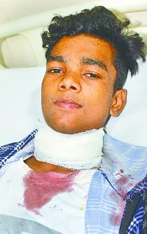 Chinese manjie with two student's neck cut off