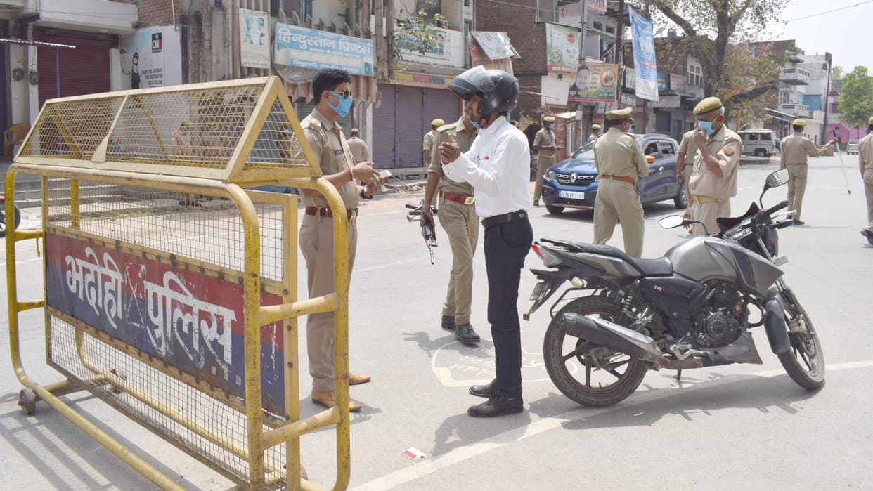 Police showed strictness, lockdown also broken