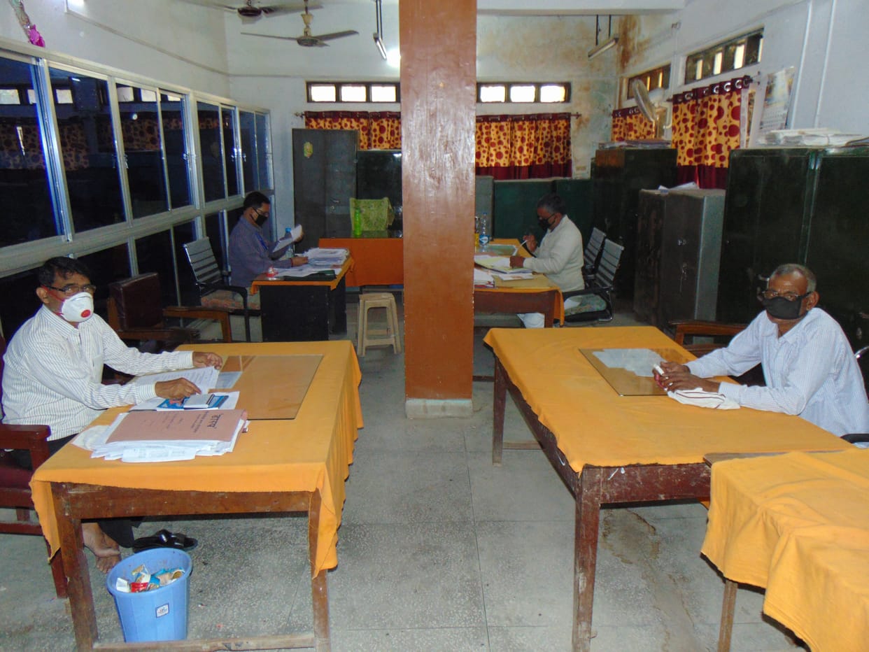 Open office, did not walk in ghazipur