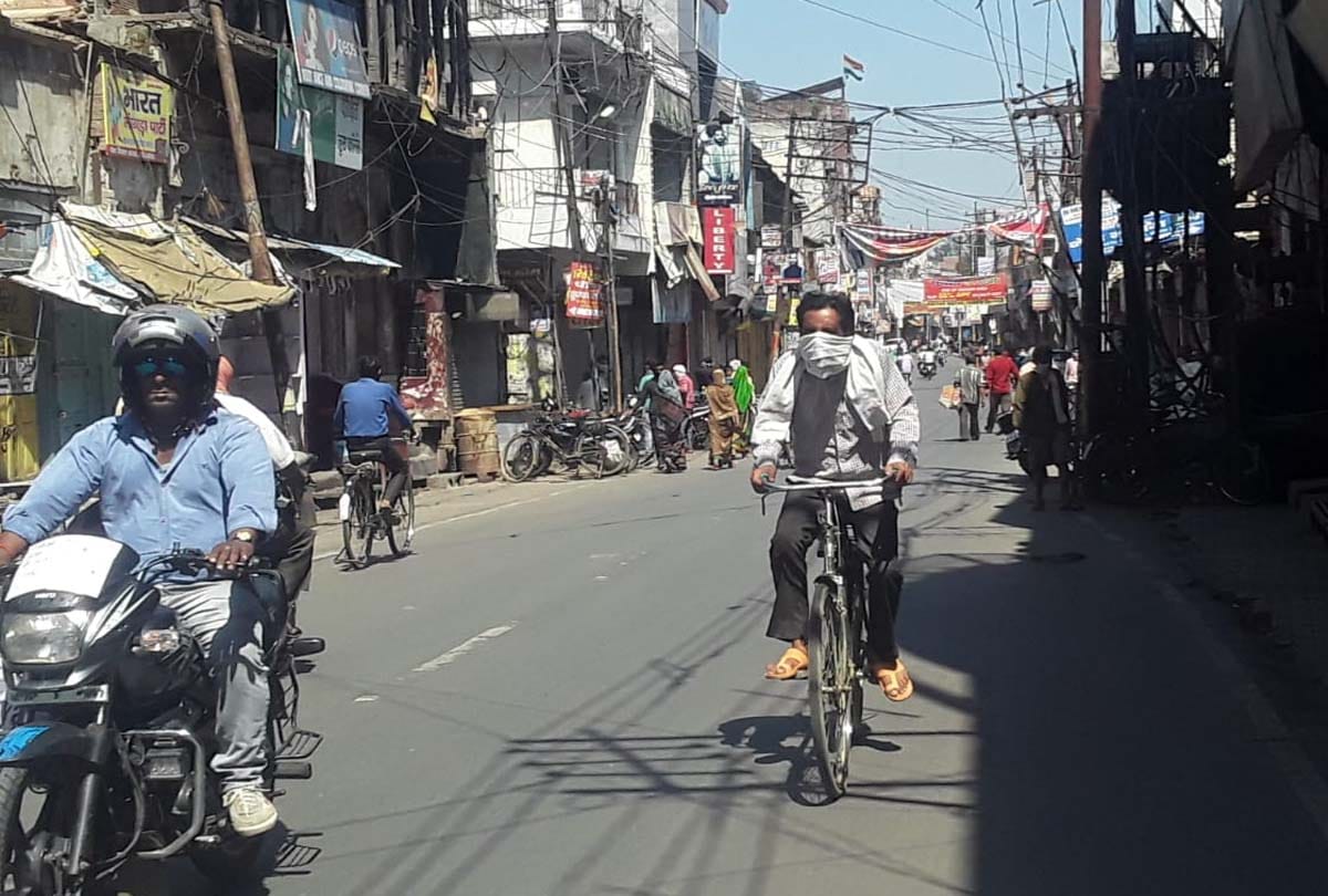 UP Lockdown News in Hindi,: see the condition of districts of up, corona Lockdown news