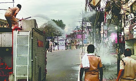 Fire extinguishers extinguished in transformer cable