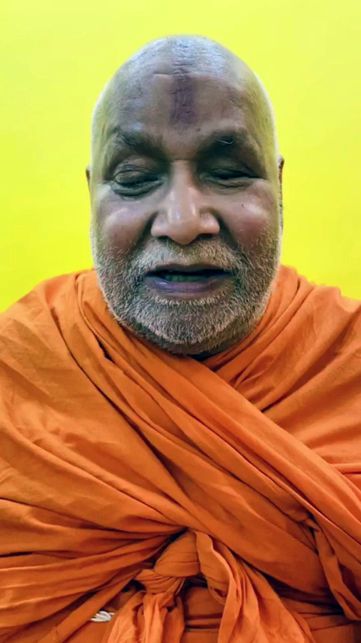 Saints killers get death penalty: Jagadguru Rambhadracharya