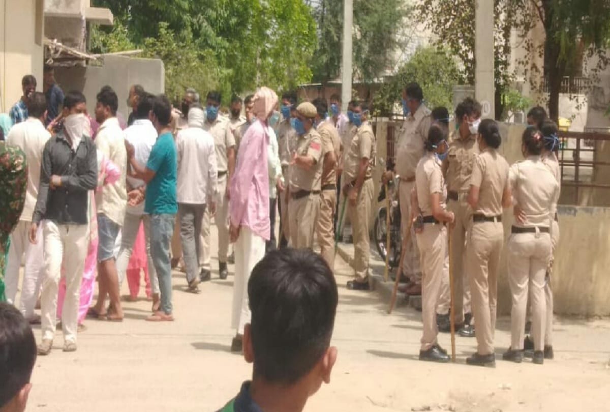 Attack on health team and police in Ballabhgarh of Faridabad