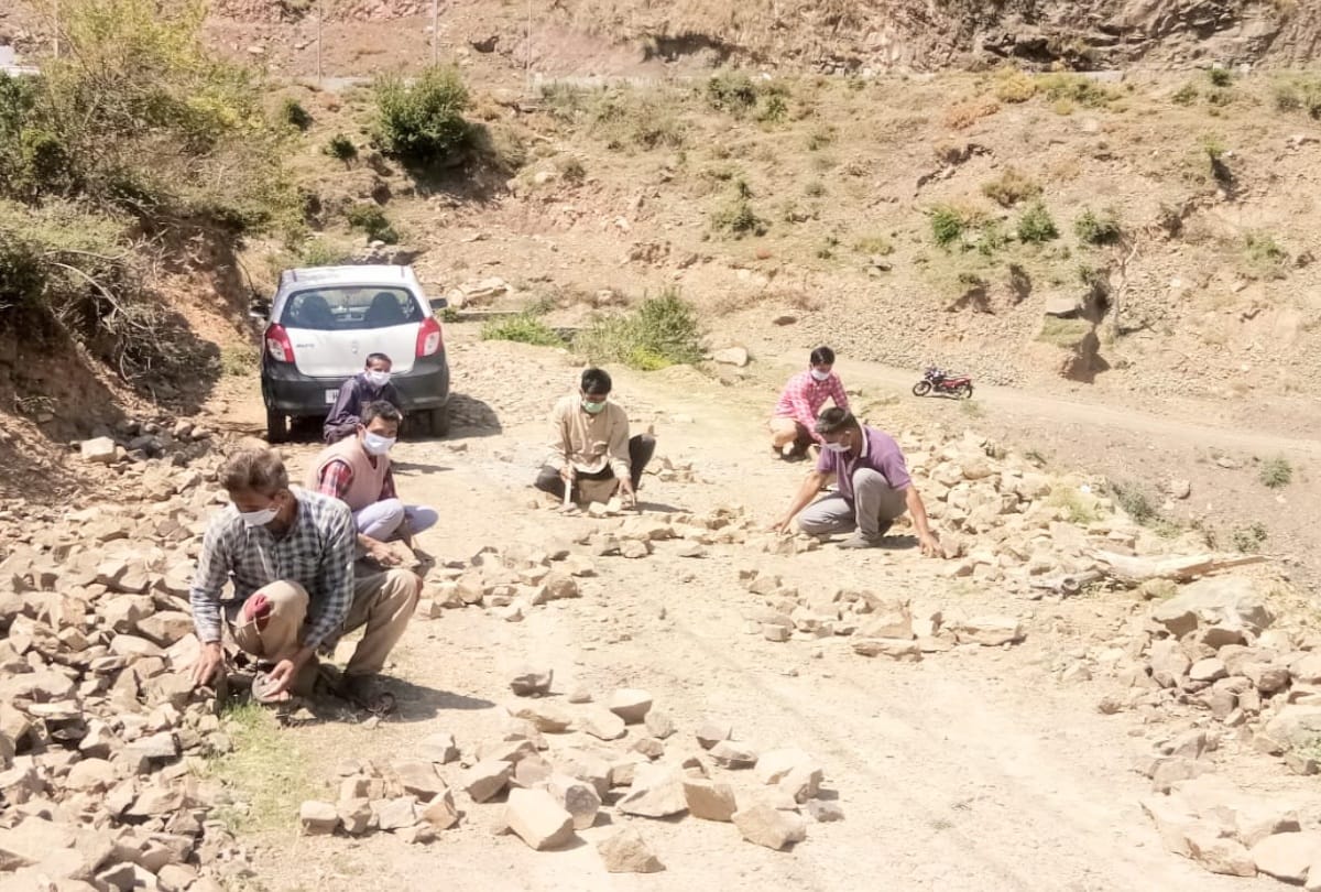 lockdown: Life started to Back on track in Himachal Pradesh, see the situation in districts in pictures