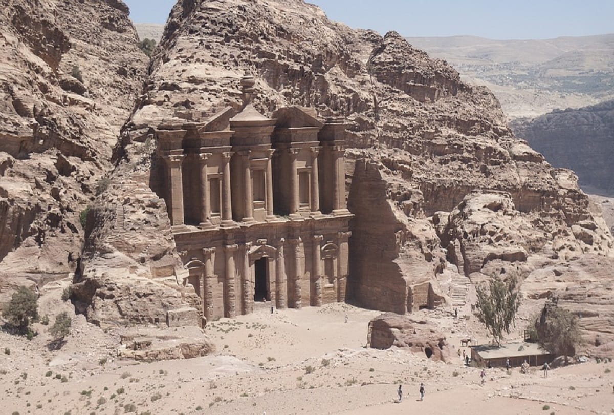 Interesting facts about Jordan officially name the Hashemite Kingdom of Jordan