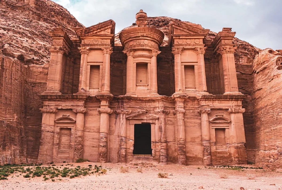 Interesting facts about Jordan officially name the Hashemite Kingdom of Jordan