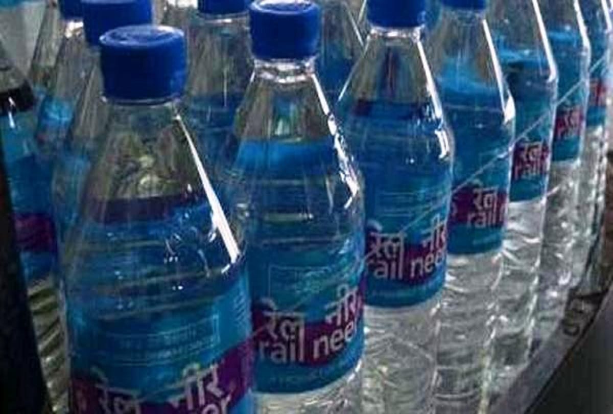 Corona virus: railways will provide 10 thousand bottles of water daily to delhi police