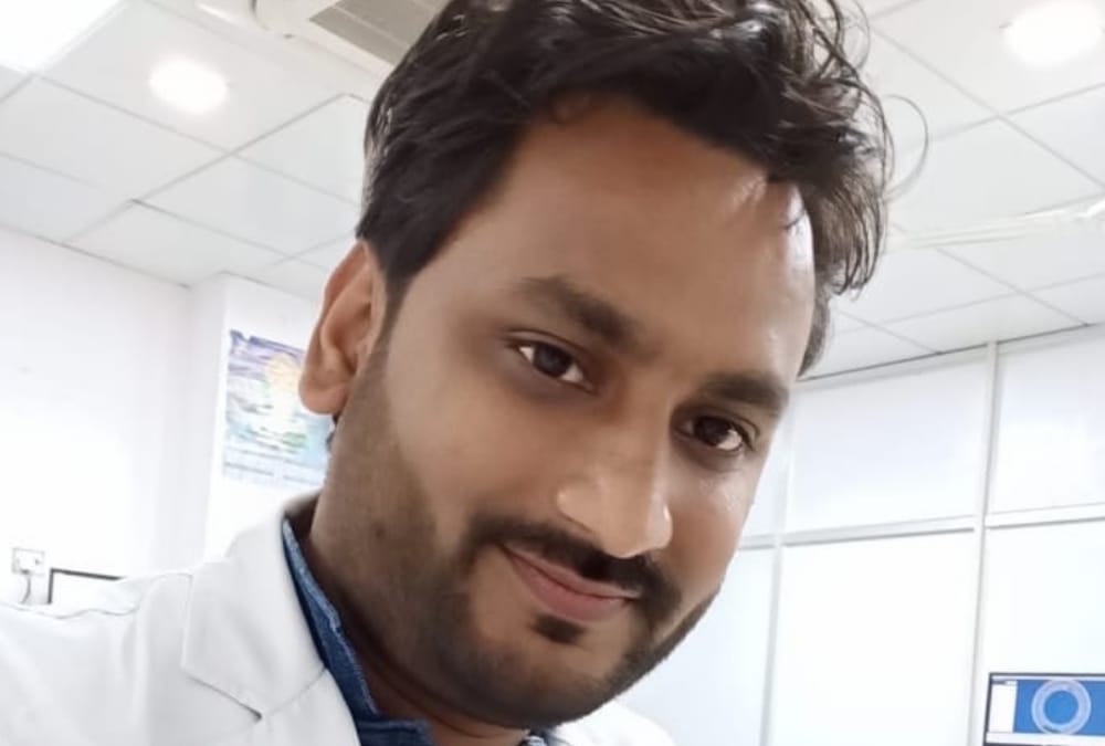 KGMU employees are serving corona patients