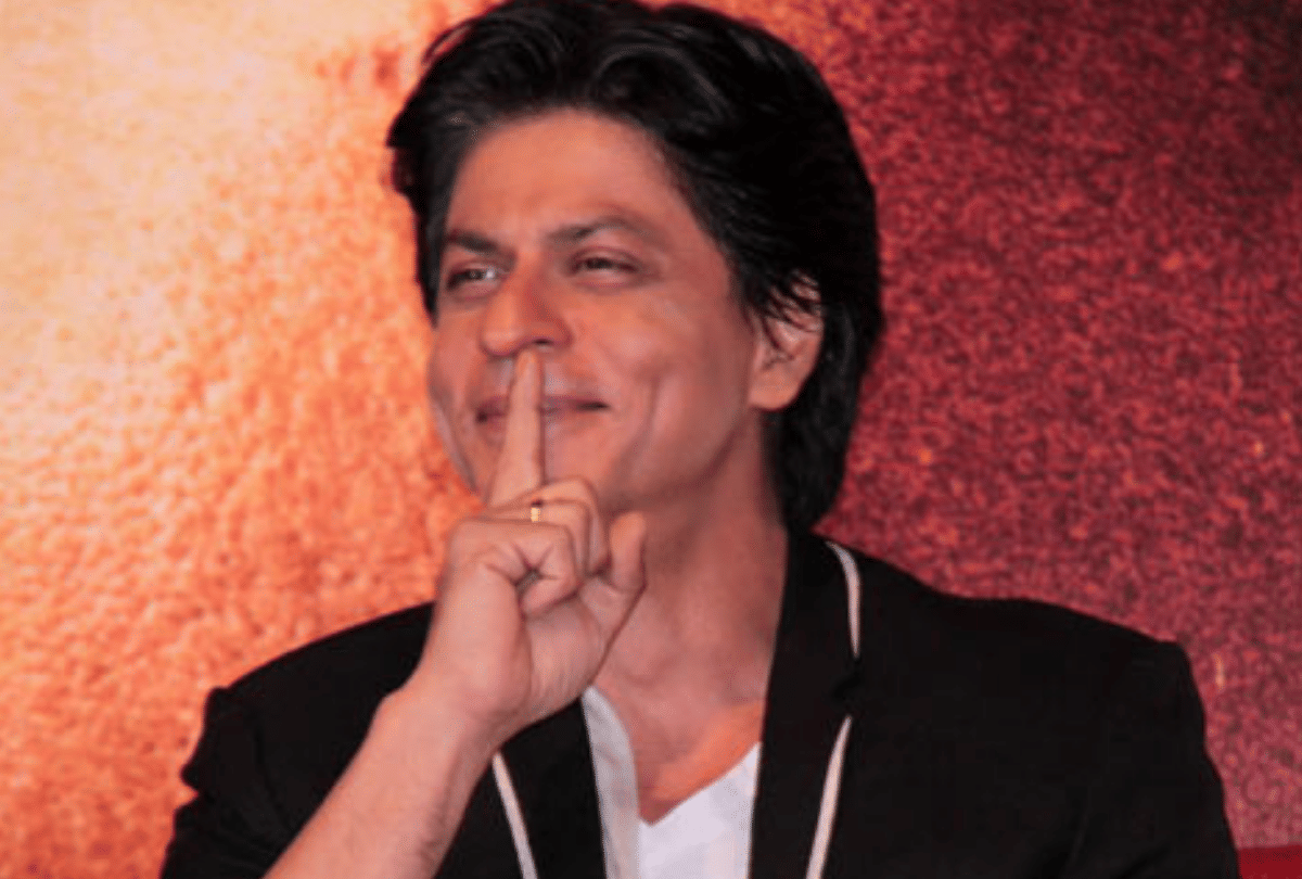 When Shahrukh Khan Fought with Security Guard For Suhana at Wankhede Stadium