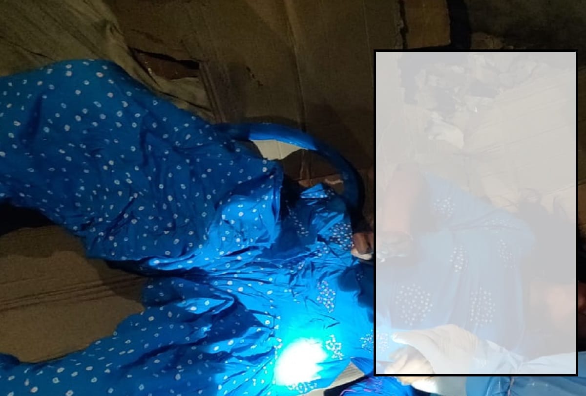 Agra: Woman murder dead body found in cartoon