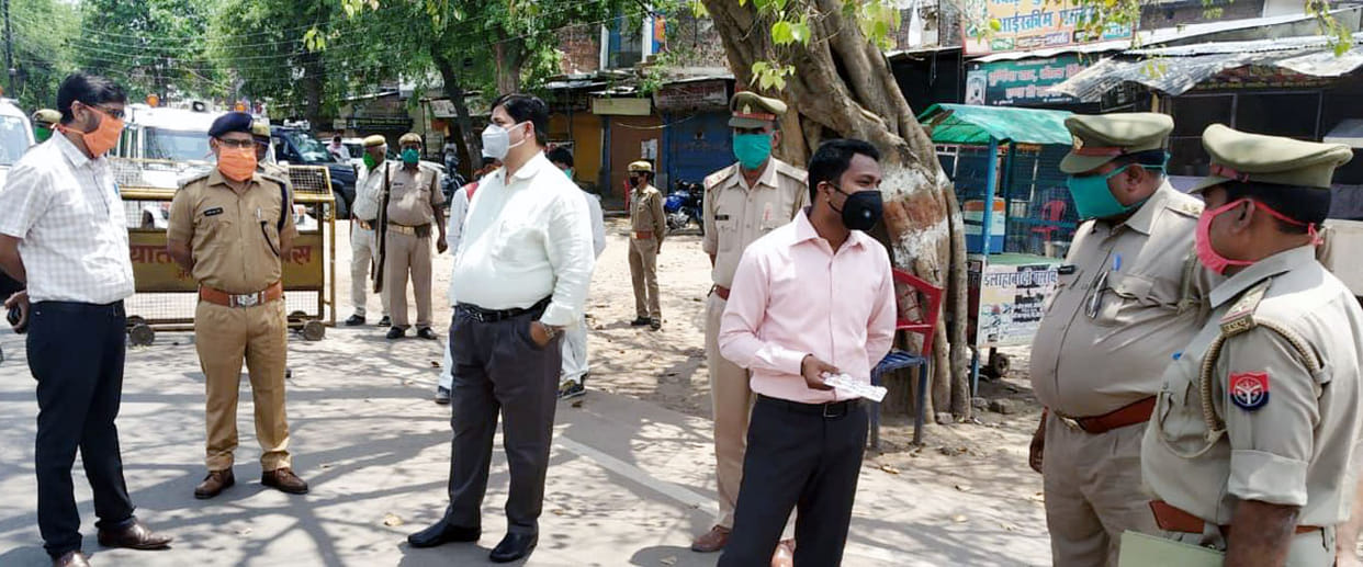 Police announces closed shops after noon