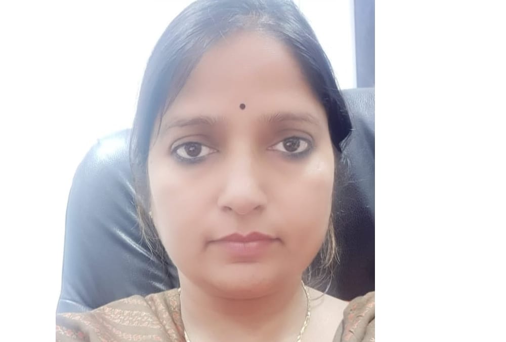 nagar nigam lady officers are performing their duties well during the lockdown In lucknow