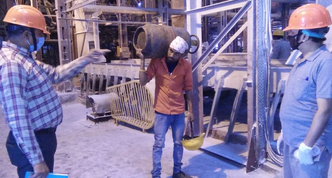Warnings of action against maskers