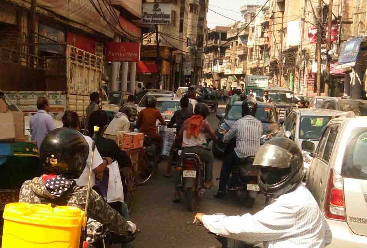 infection spreading at community level, 11 women out of 77 corona positive