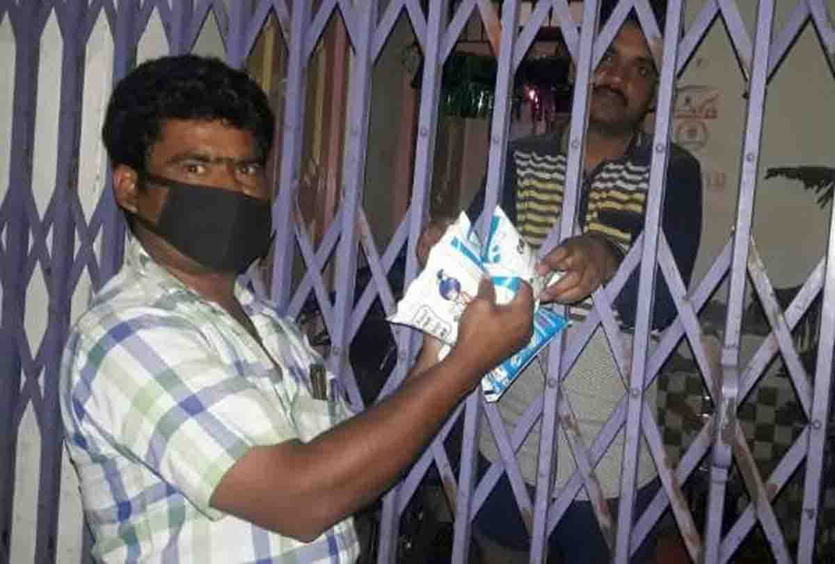 mother dairy or Amul increases milk prices by Rs 2 litre in Delhi NCR