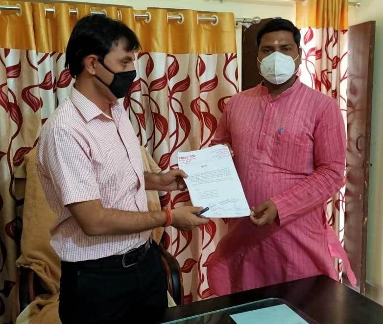 pradhans denied to do the work of manrega