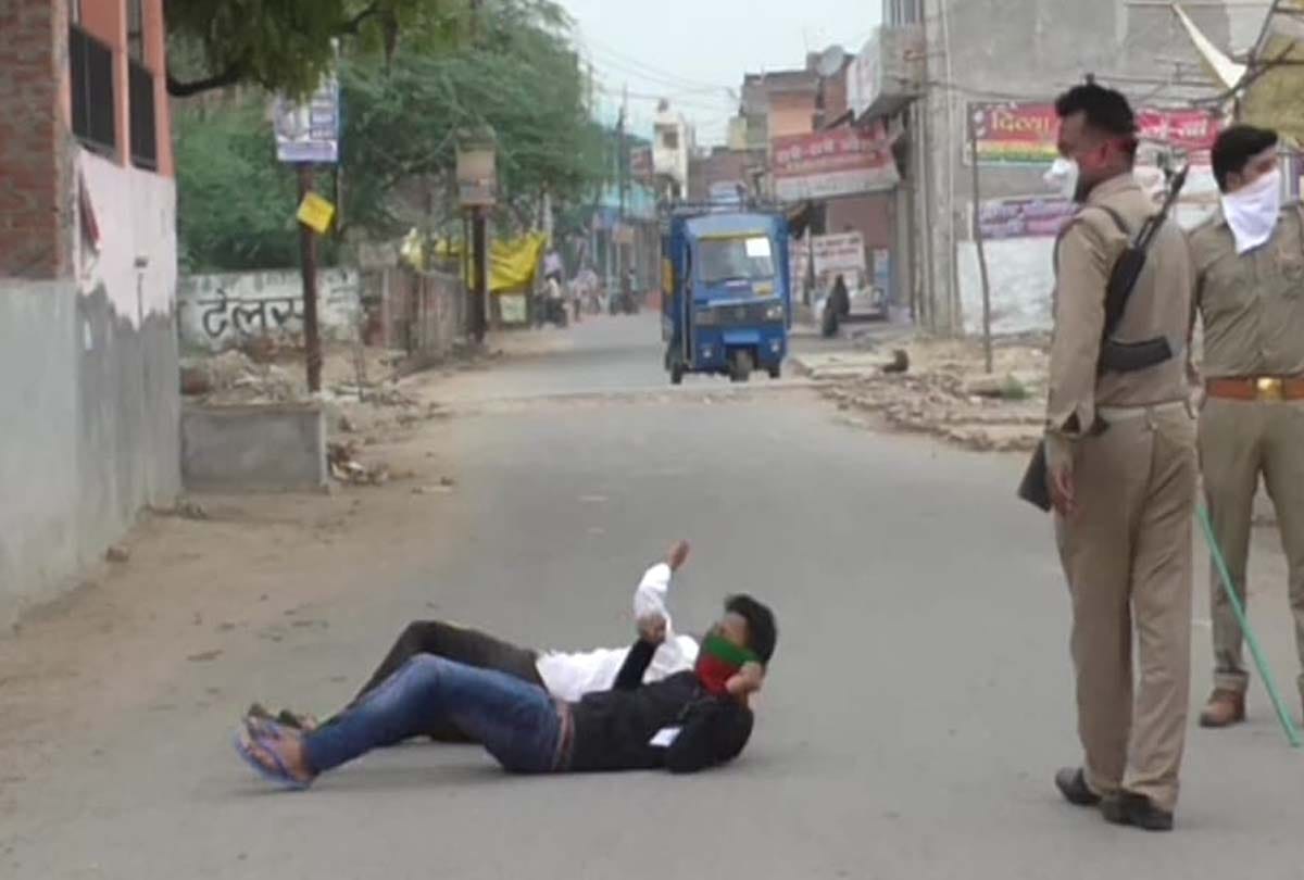 kanpur lockdown news in hindi: Police punished those who violated lockdown in kanpur