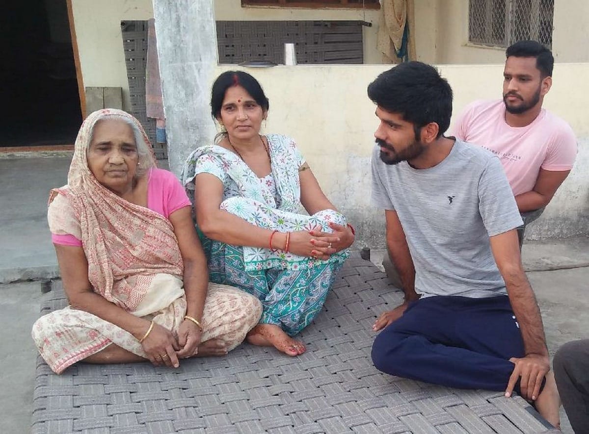 Ballia: Praying for the safety of loved ones in America, do video conferencing every day