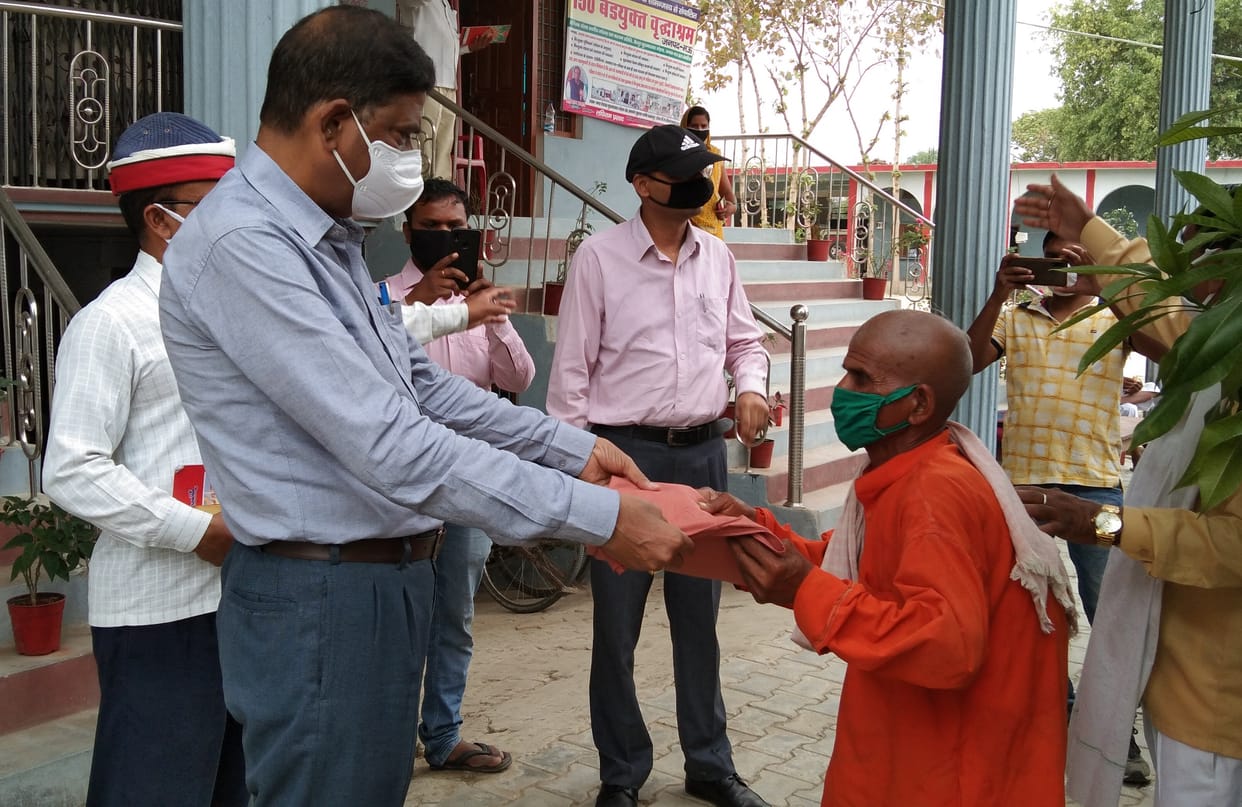 Officers reached home of elders, known condition