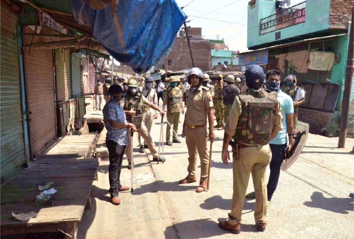 Aligarh police attack incident seems links with anti CAA NRC protest