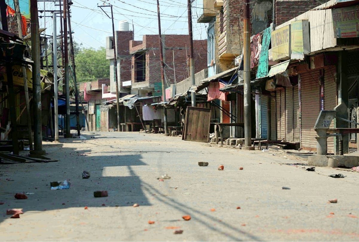 Aligarh police attack incident seems links with anti CAA NRC protest