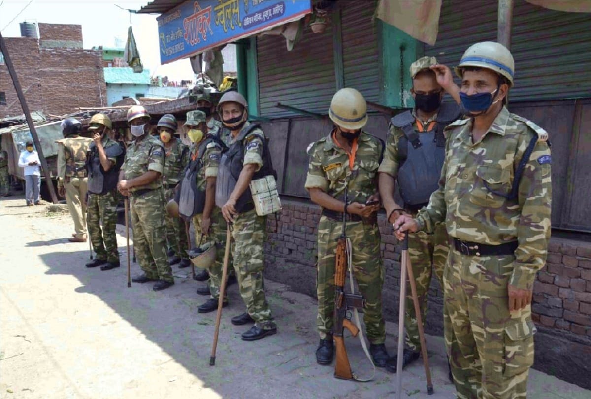 Aligarh police attack incident seems links with anti CAA NRC protest