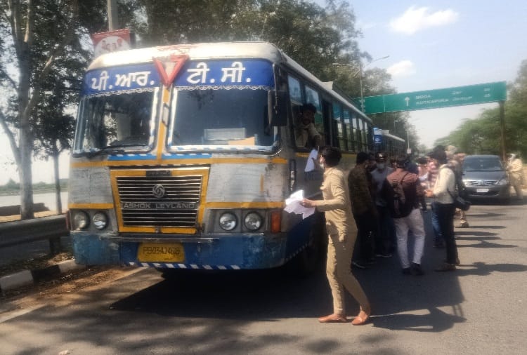 coronavirus, Lockdown, curfew, jammu kashmir students not permitted to go home